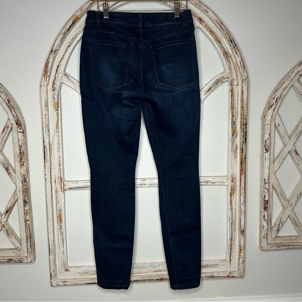 CAbi Style #3194 Dark Dusk Curvy Skinny Distressed Jeans- Size 6 - Picture 4 of 10